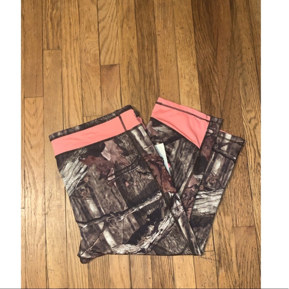 Camo Capris